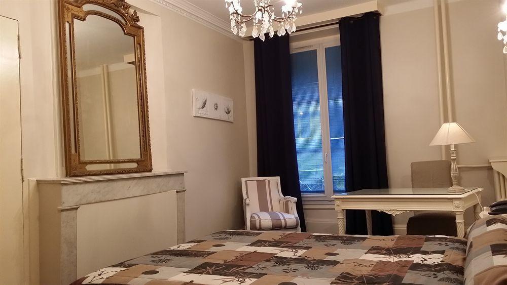 Hotel Azur Lyon Eksteriør billede