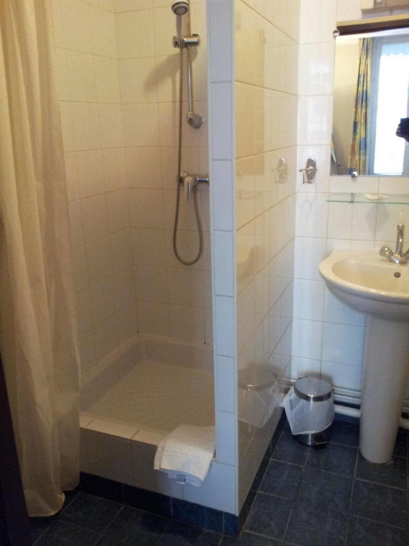 Hotel Azur Lyon Eksteriør billede